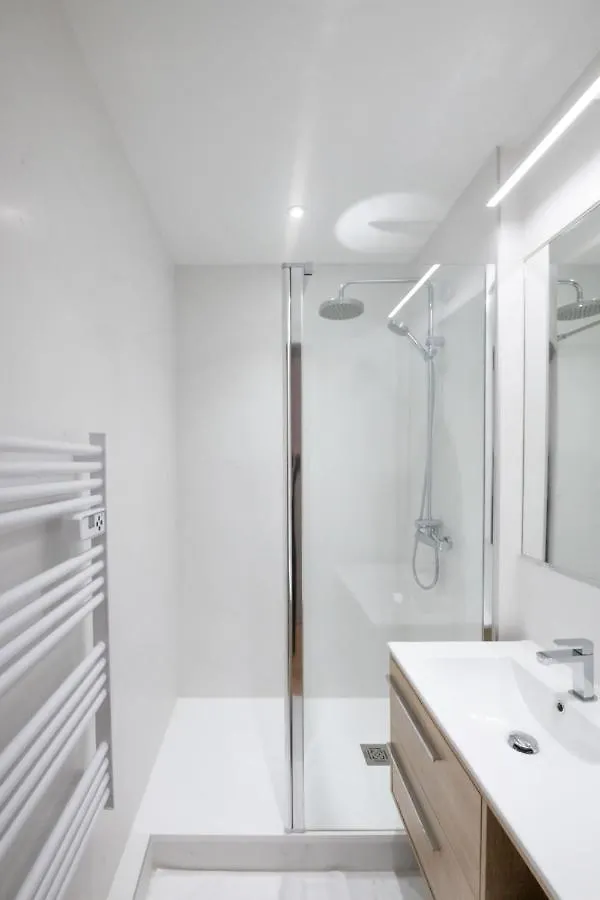 Le Celeste - Bel Appartement Refait A Neuf - Vue Fourviere 0*, Lyon France
